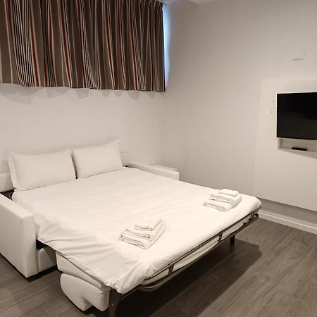 Fasthotel Linate Сеграте Екстериор снимка