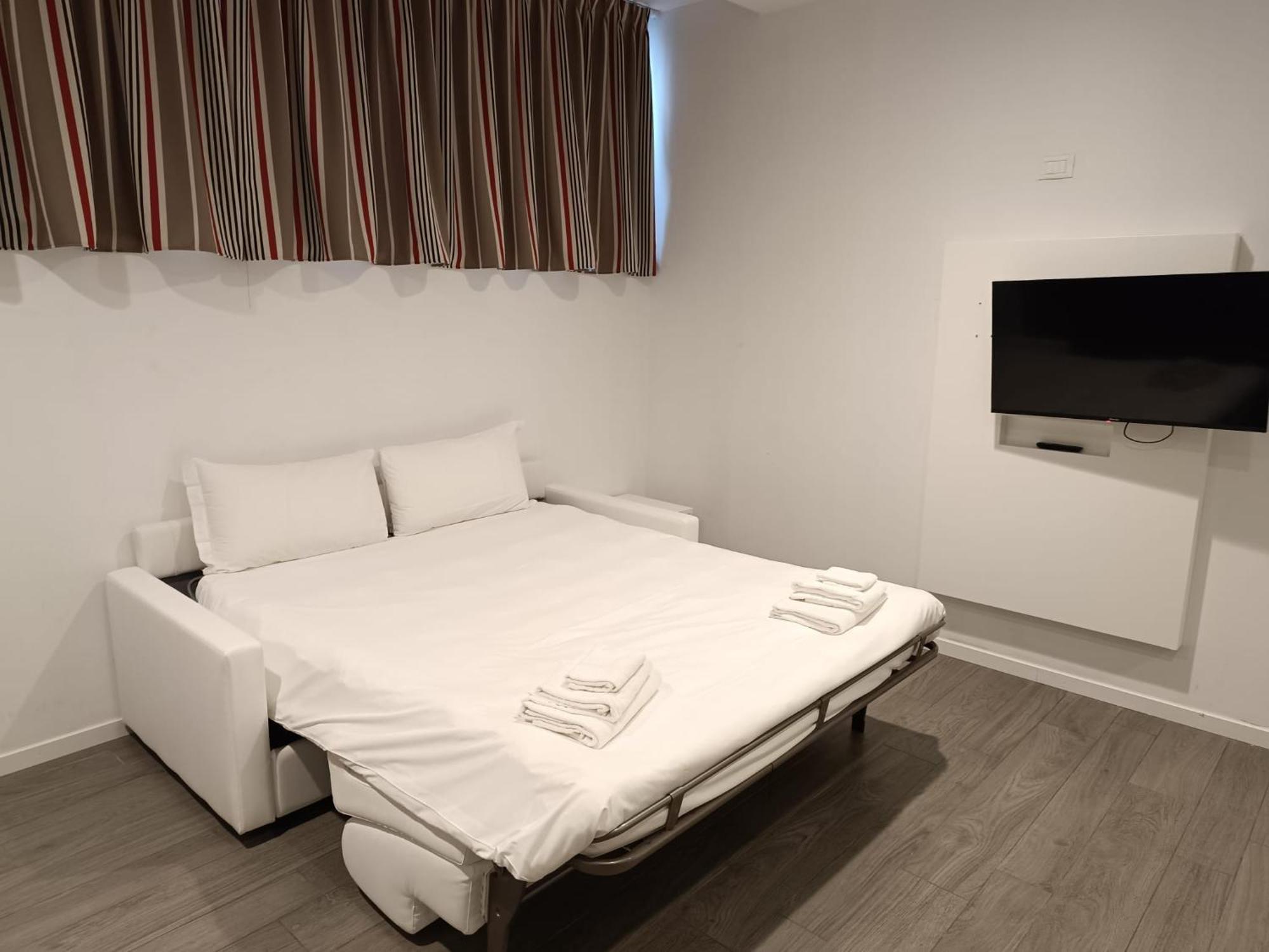 Fasthotel Linate Сеграте Екстериор снимка